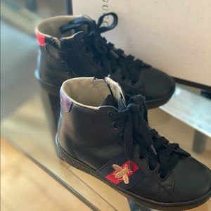 Gently Worn Unisex Gucci Kids Sneakers